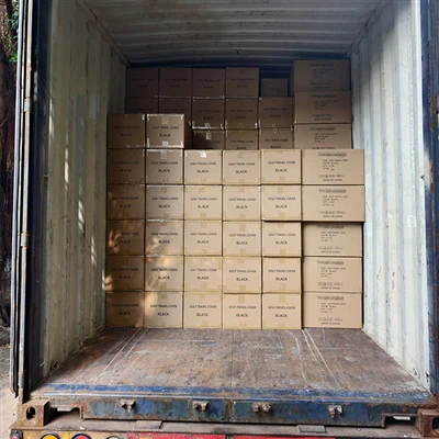 LEGEND TIMES dnes dodává 2000 golfových cestovních pouzder